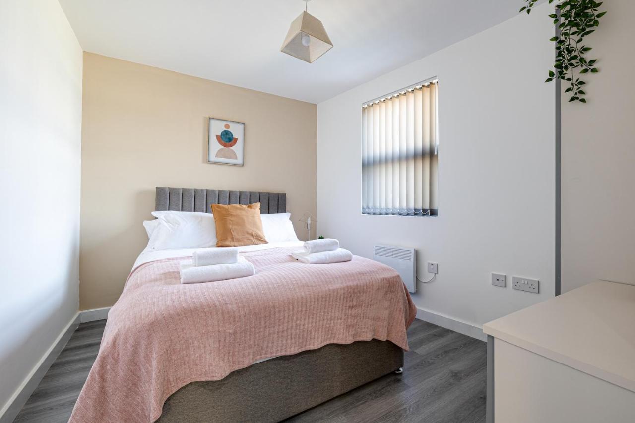 Top Floor Apartment With Private Balcony In Stockport Centre By Hass Haus Екстериор снимка