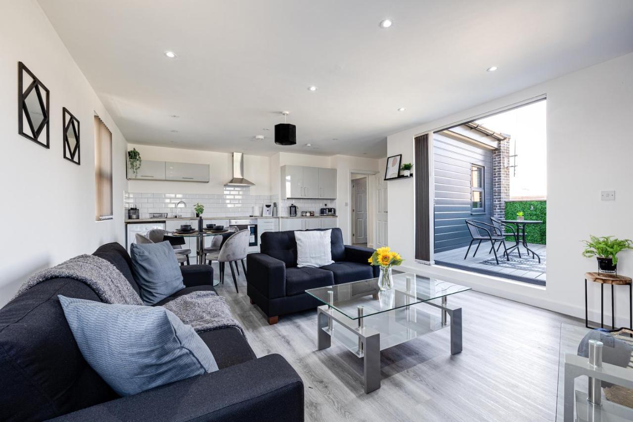 Top Floor Apartment With Private Balcony In Stockport Centre By Hass Haus Екстериор снимка