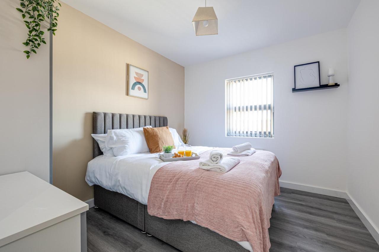 Top Floor Apartment With Private Balcony In Stockport Centre By Hass Haus Екстериор снимка
