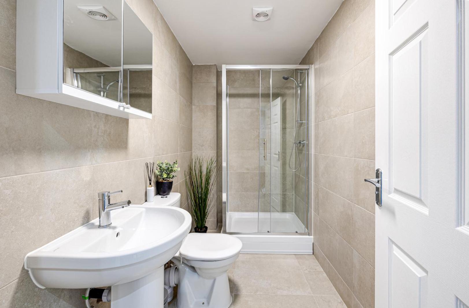 Top Floor Apartment With Private Balcony In Stockport Centre By Hass Haus Екстериор снимка